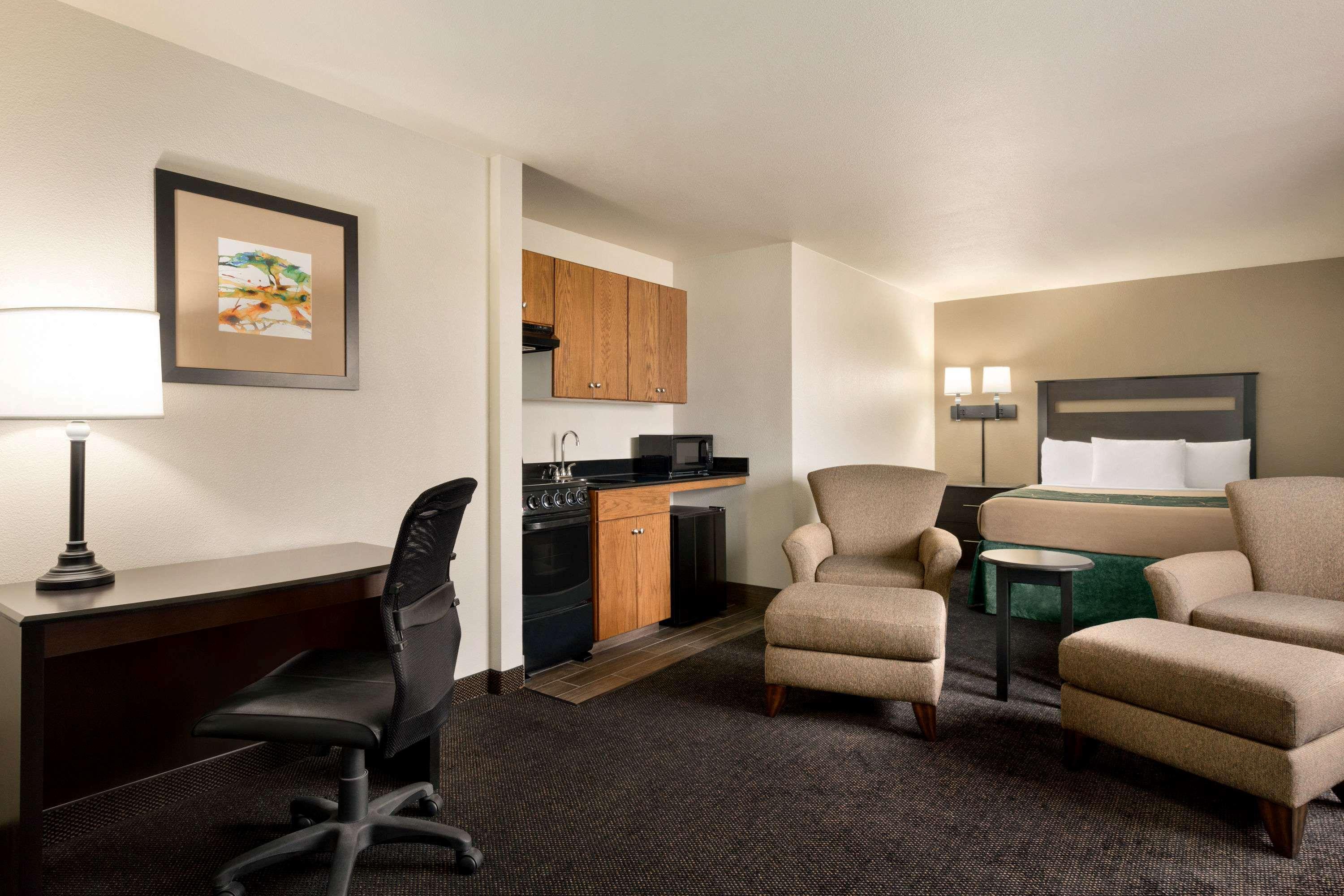 Hotel Baymont By Wyndham Glendive Exterior foto